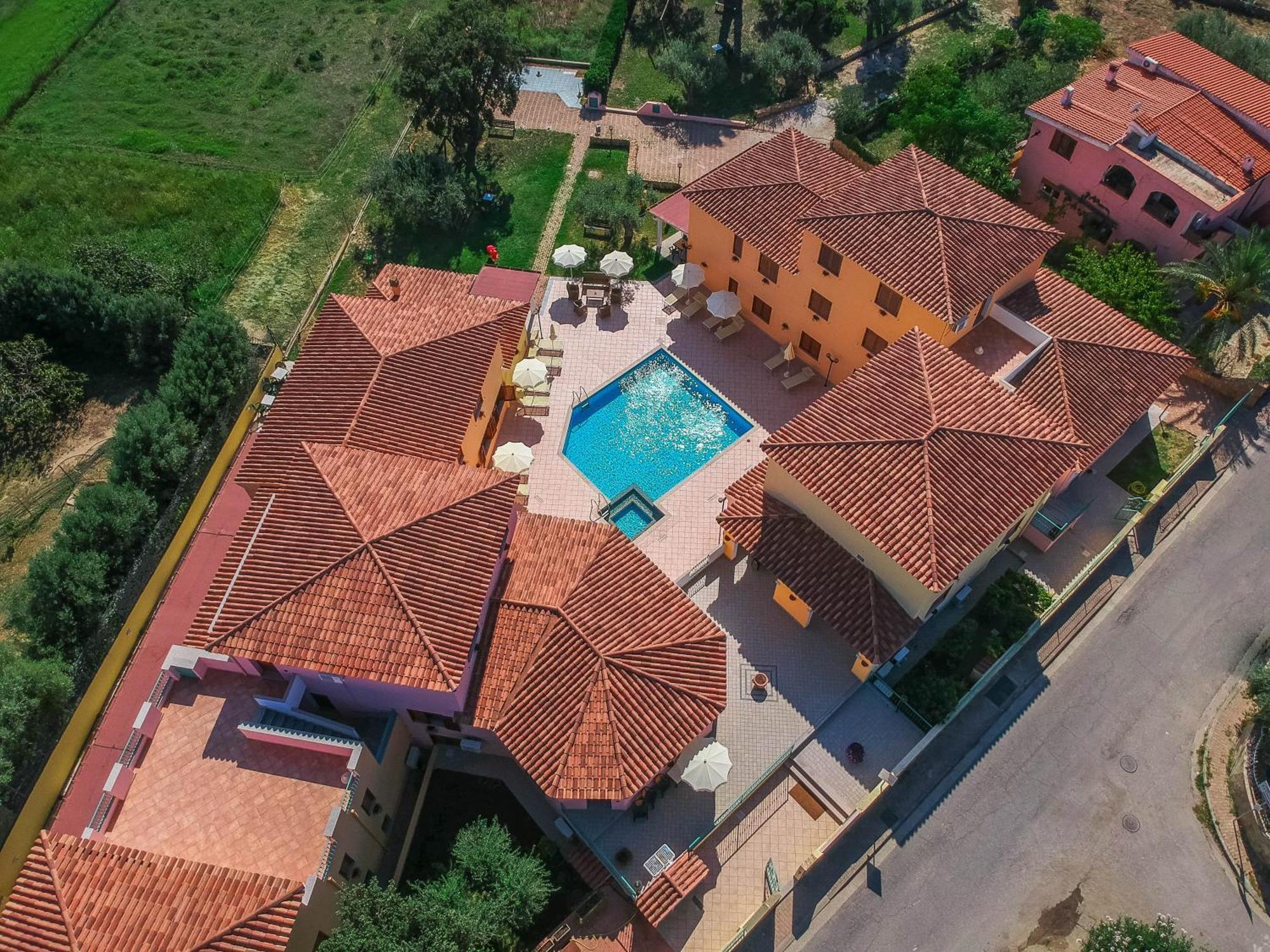 Residence Cala Viola Кала-Ліберотто Екстер'єр фото